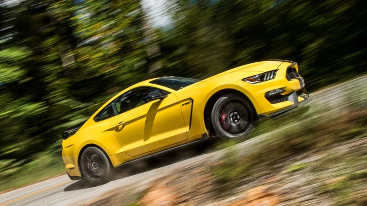 Ford Mustang Shelby GT350R named Road & Track Performance Car of the Year